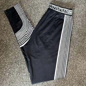 Pretty little thing leggings